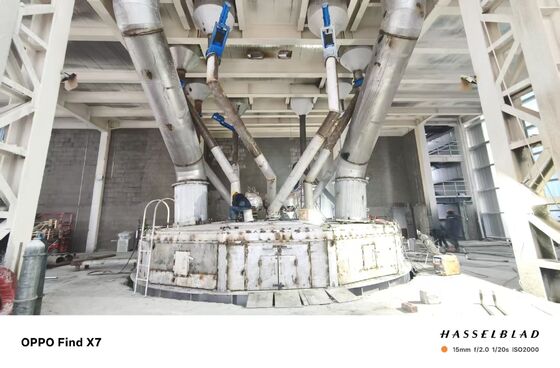 Piec ferromanganu o średniej i niskiej zawartości węgla---Wielkie urządzenia