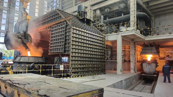 Duży transformator pieca do rafinacji żelazomanganu niskowęglowego i średniowęglowego 35kV na 380V 12,5MVA 50Hz 3-fazowy zanurzony w oleju