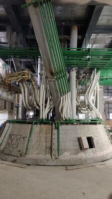 Odzysk niklu, kobaltu i molibdenu ze żużla, piec łukowy z zanurzonym elektrodami prądu stałego o mocy 5000 kVA do recyklingu odpadów niebezpiecznych